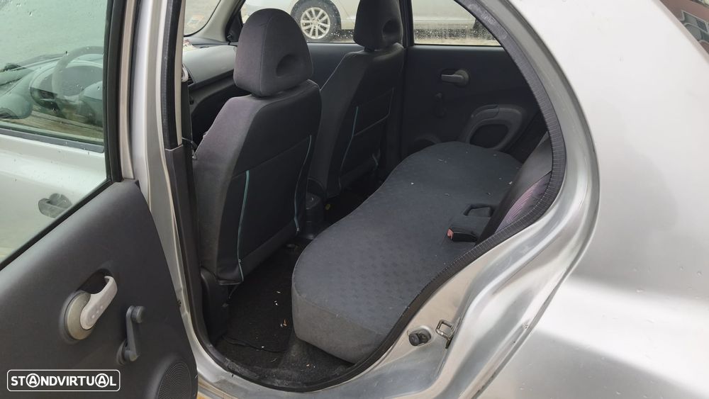 Nissan Micra 1.0 Comfort - 8