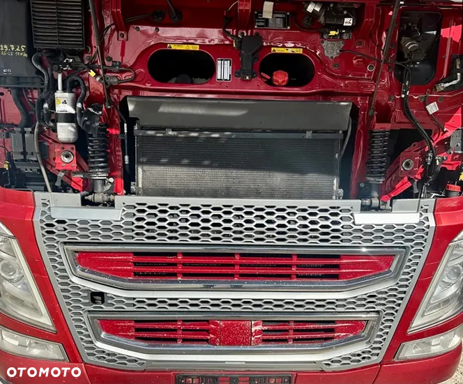 Volvo FH4 460 GLOB XL I-SHIFT SPOJLERY KLIMA WEBASTO ALUFELGI XENONY SKÓRA 2xALUTANK LODÓWKA 960000km EURO 6 2016r ŁADNY - 11
