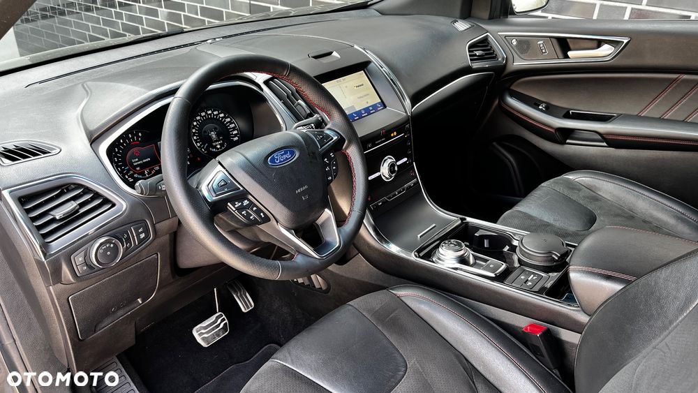 Ford Edge 2.0 EcoBlue Bi-Turbo 4x4 ST-LINE - 25