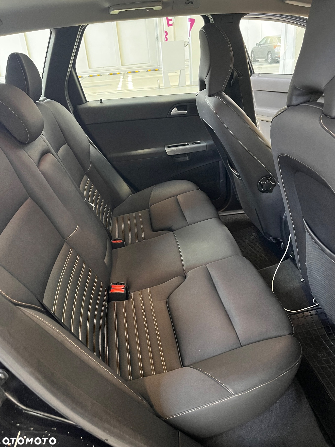 Volvo V50 2.0D DPF Powershift Kinetic - 13