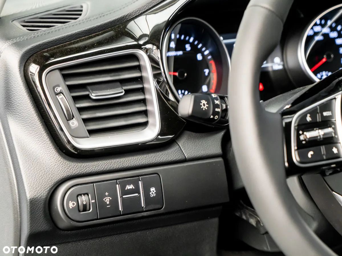 Kia Ceed 1.5 T-GDI Tribute DCT - 20