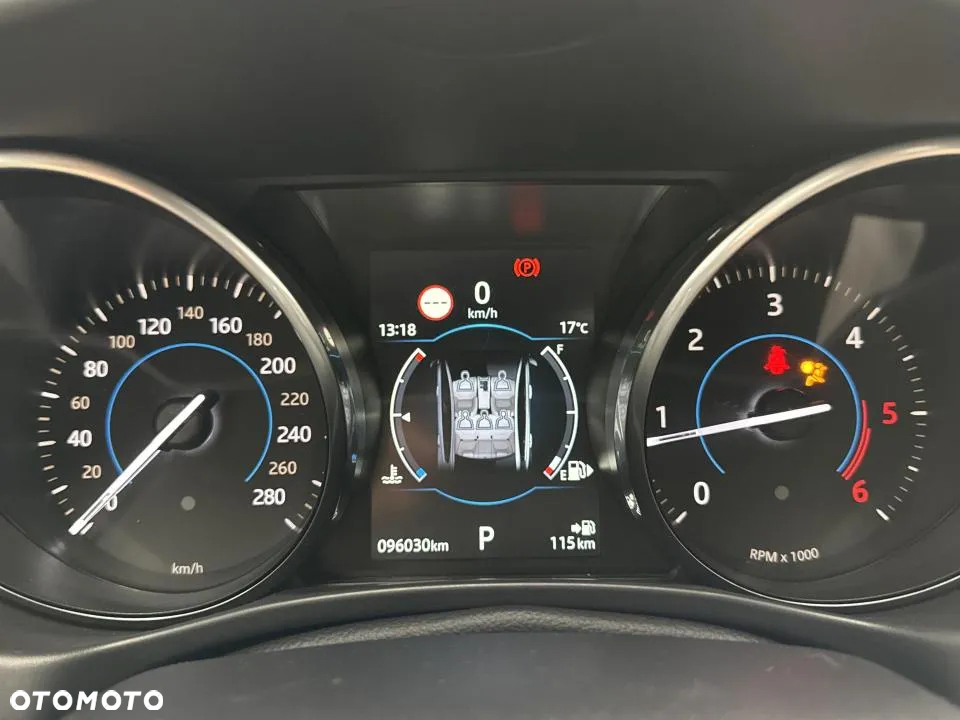 Jaguar XE 2.0 D AWD R-Sport - 14