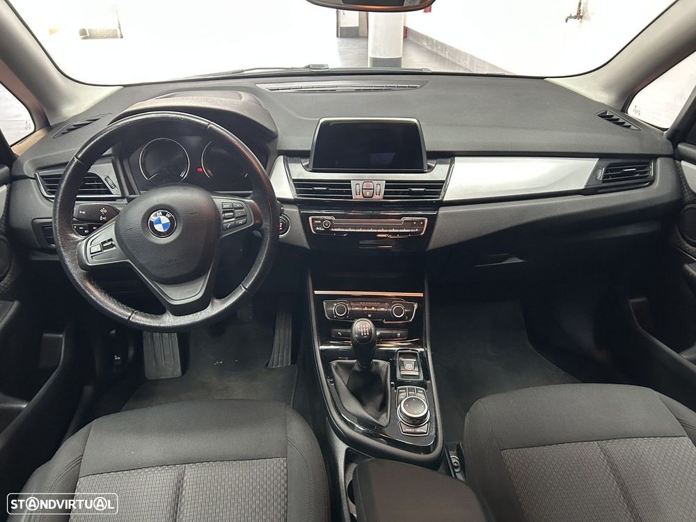 BMW 216 Active Tourer d Advantage - 12