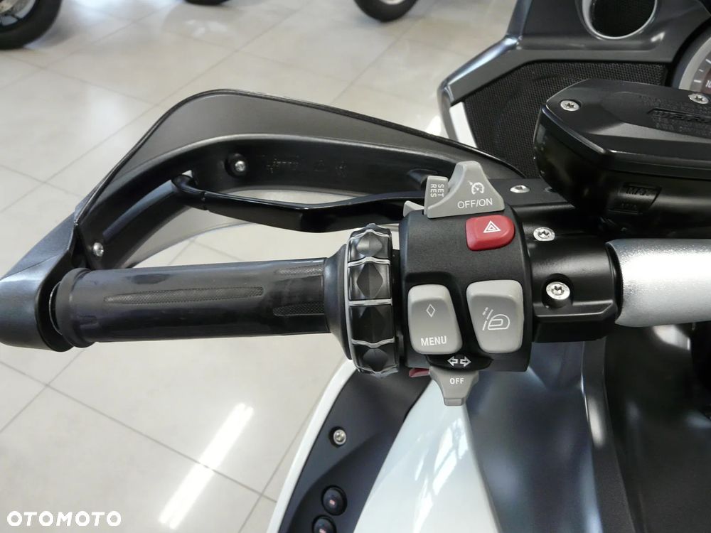 BMW K - 25