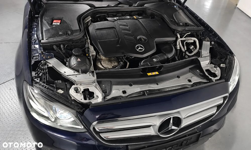 Mercedes-Benz Klasa E 220 d AMG/Avantgarde - 8