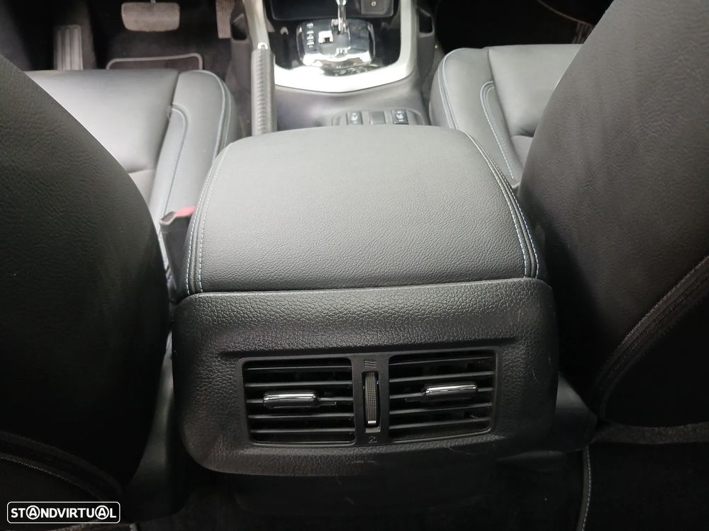 Nissan Navara 2.3 dCi CD 4WD N-Guard AT - 18