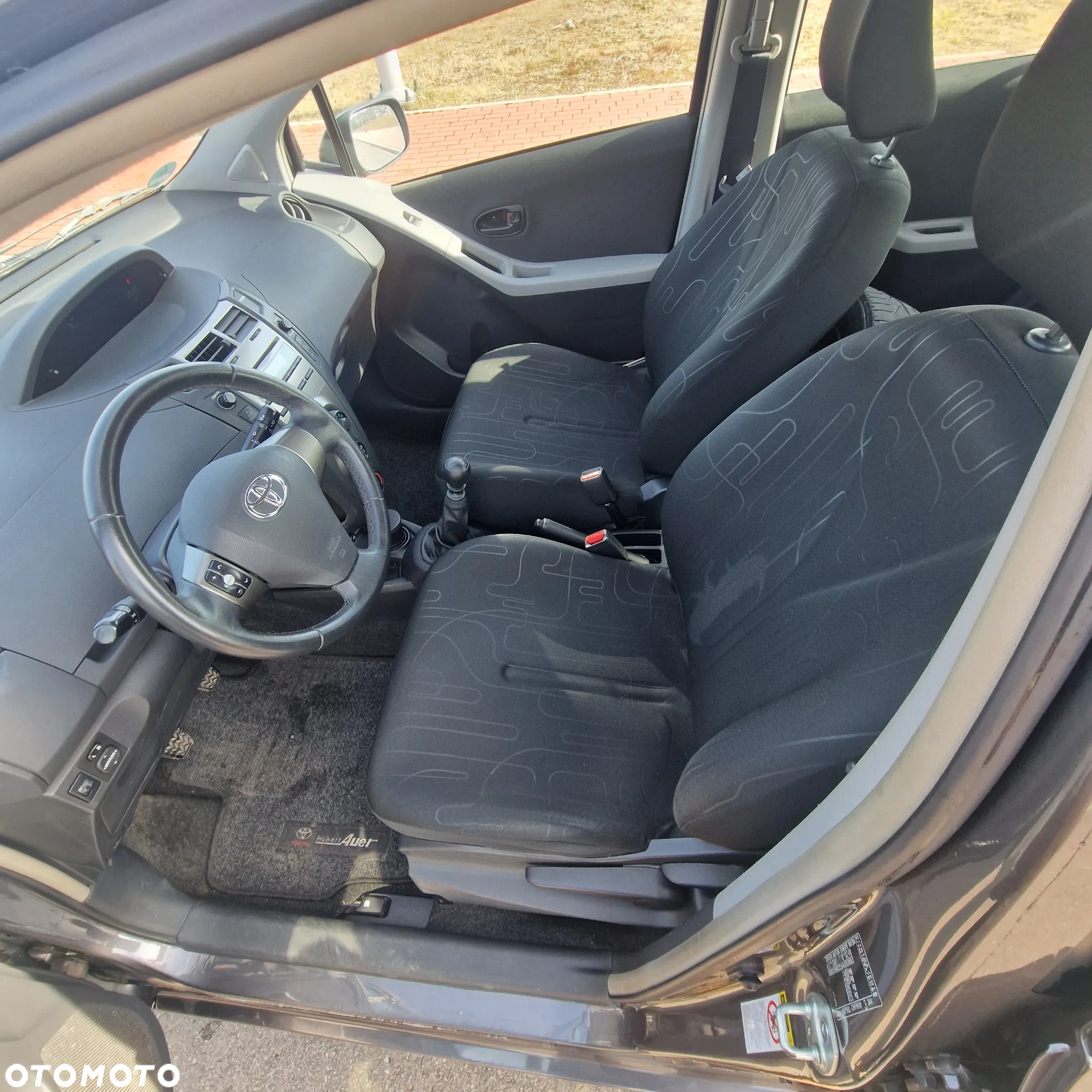 Toyota Yaris 1.33 VVT-i Sol - 11
