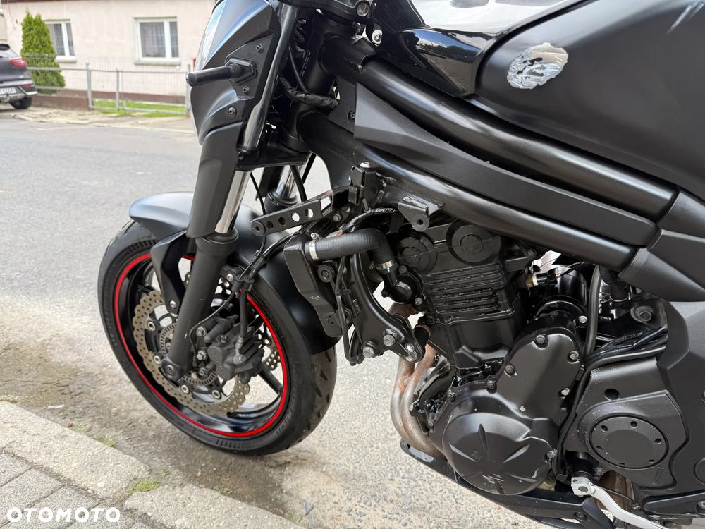 Kawasaki ER - 17