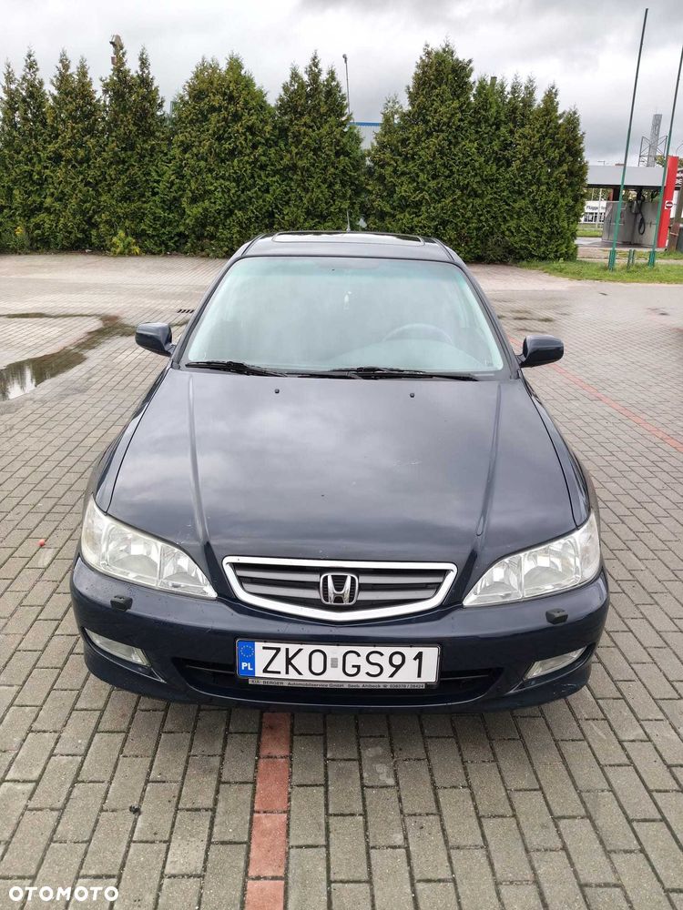 Honda Accord - 1