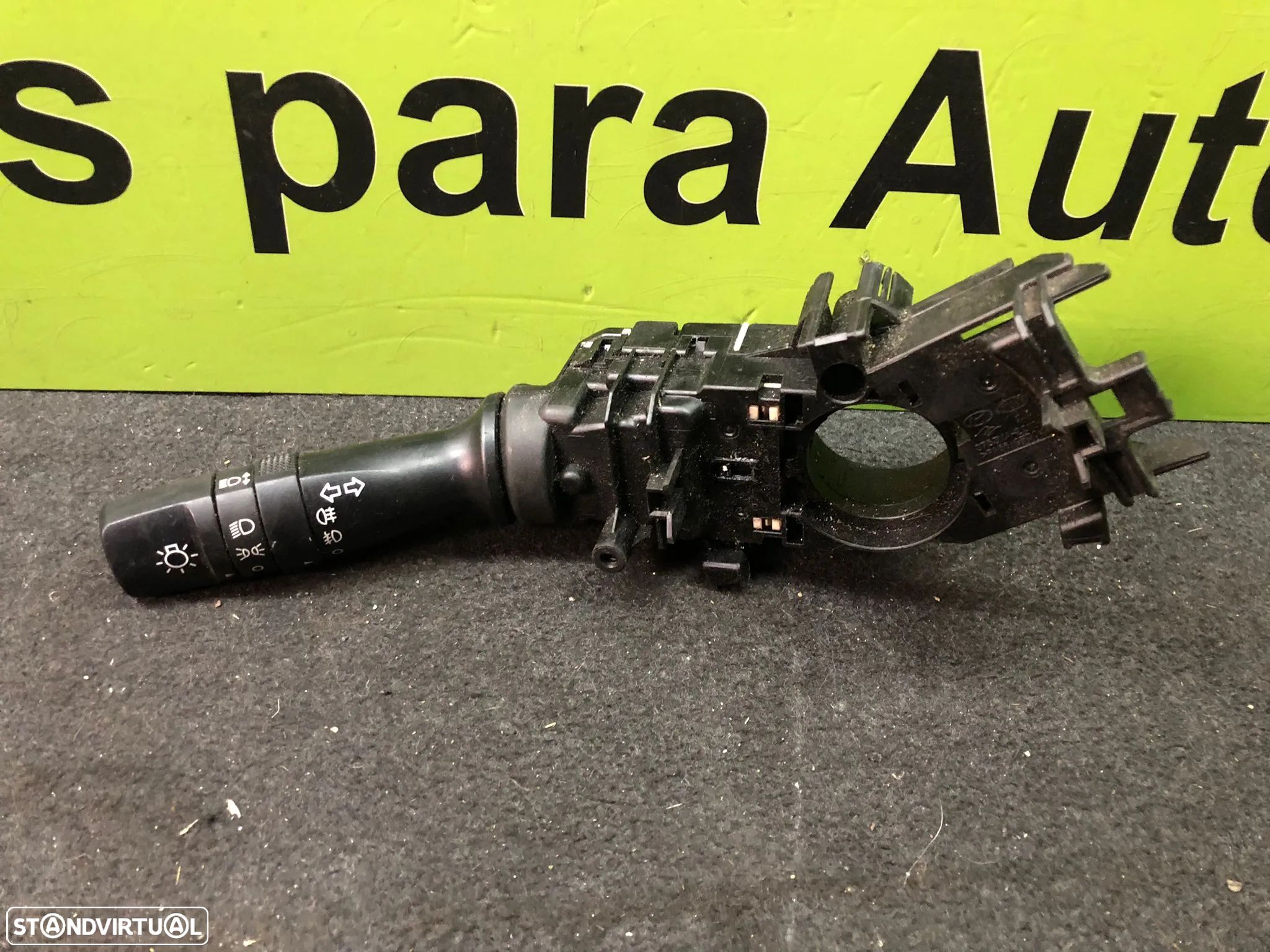 KIA CEED MANETE PISCAS LUZES - Z439 - 1