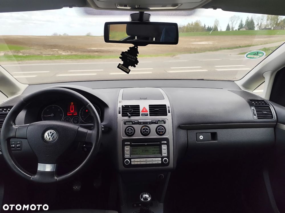 Volkswagen Touran 1.9 TDI Highline - 16