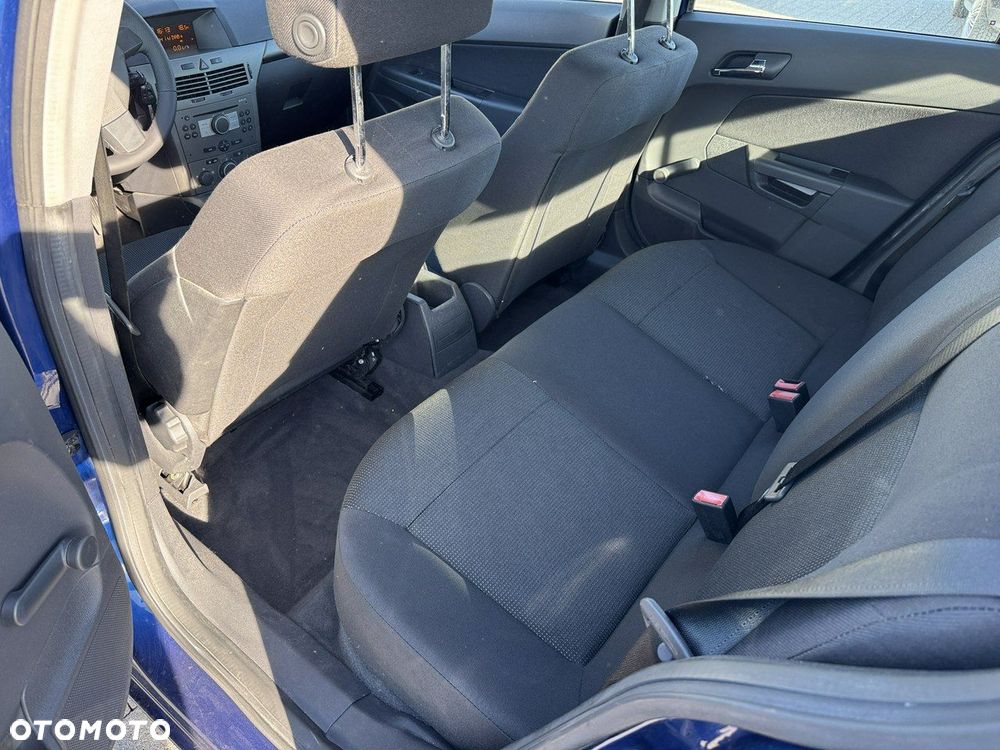 Opel Astra 1.6 Catch me - 21