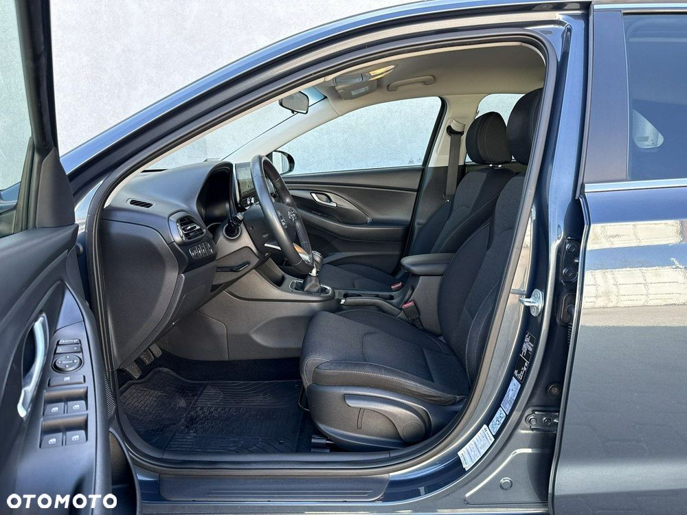 Hyundai i30 1.5 DPI Comfort - 12