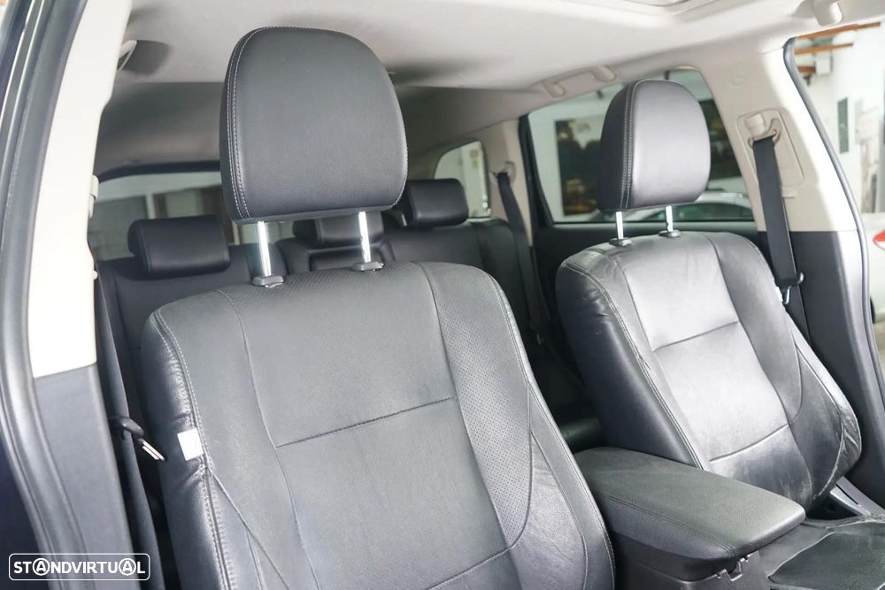 Mitsubishi Outlander 2.0 4WD Plus - 40