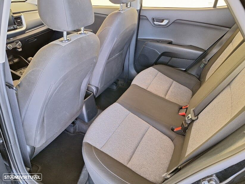 Kia Stonic 1.2 Dynamic - 8