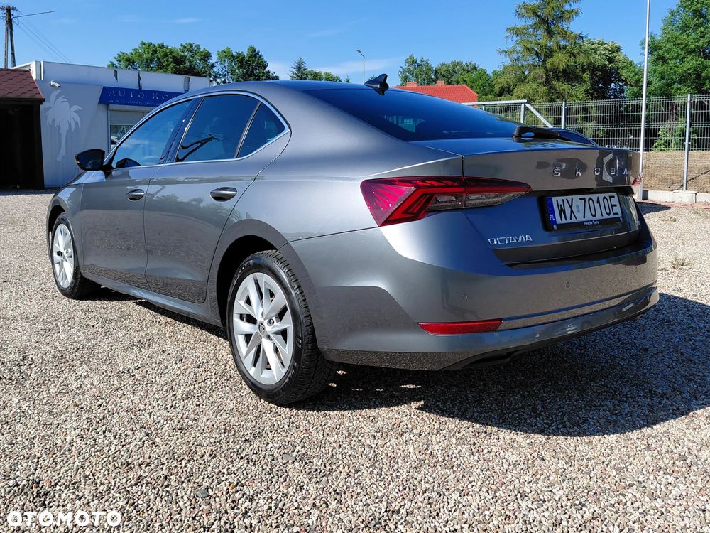 Skoda Octavia 1.5 TSI e-Tec Ambition DSG - 4