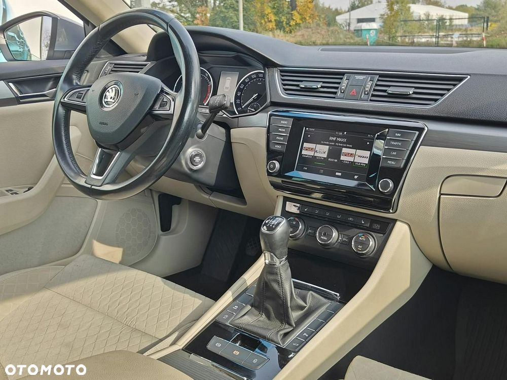 Skoda Superb - 16