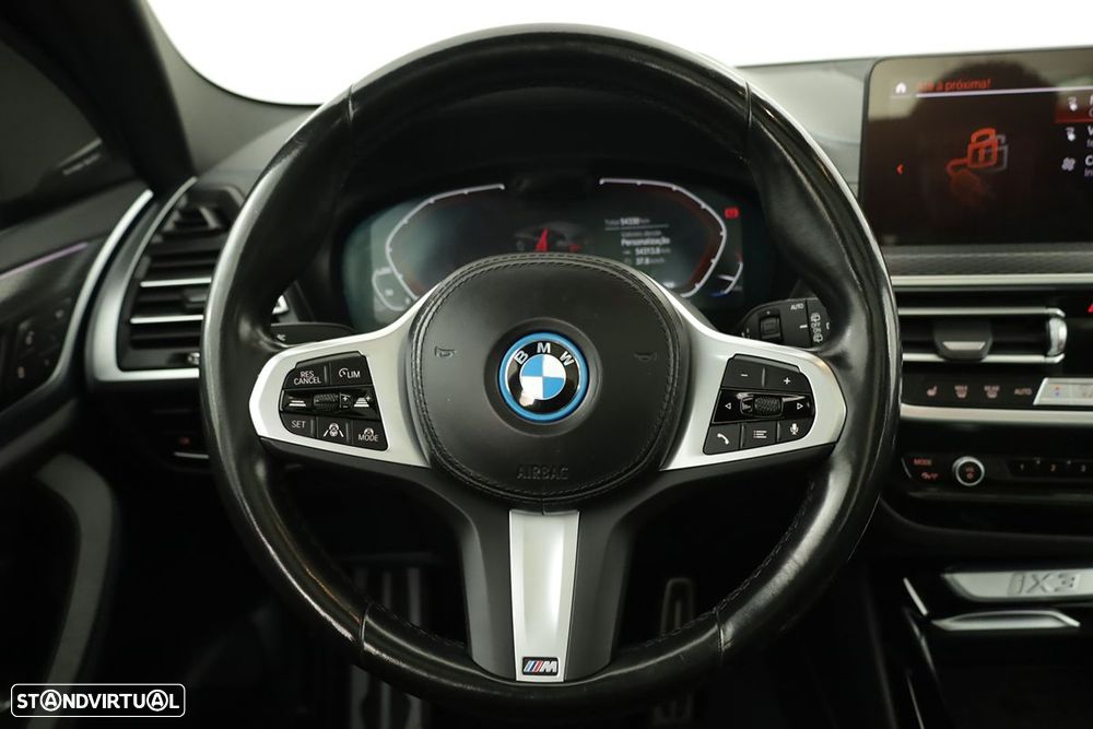 BMW iX3 M Sport Impressive - 15
