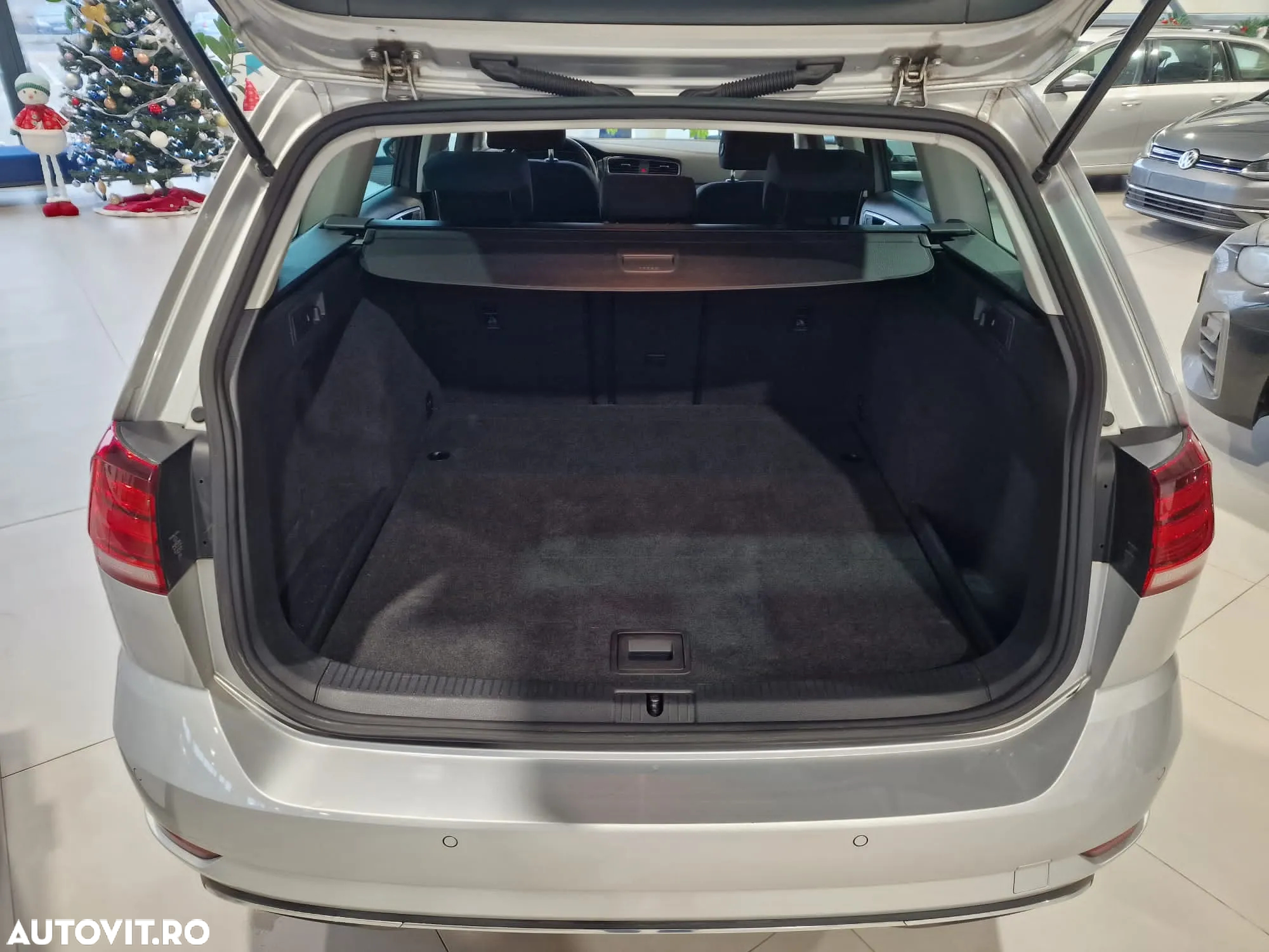 Volkswagen Golf 1.4 TSI BlueMotion Technology DSG Comfortline - 6