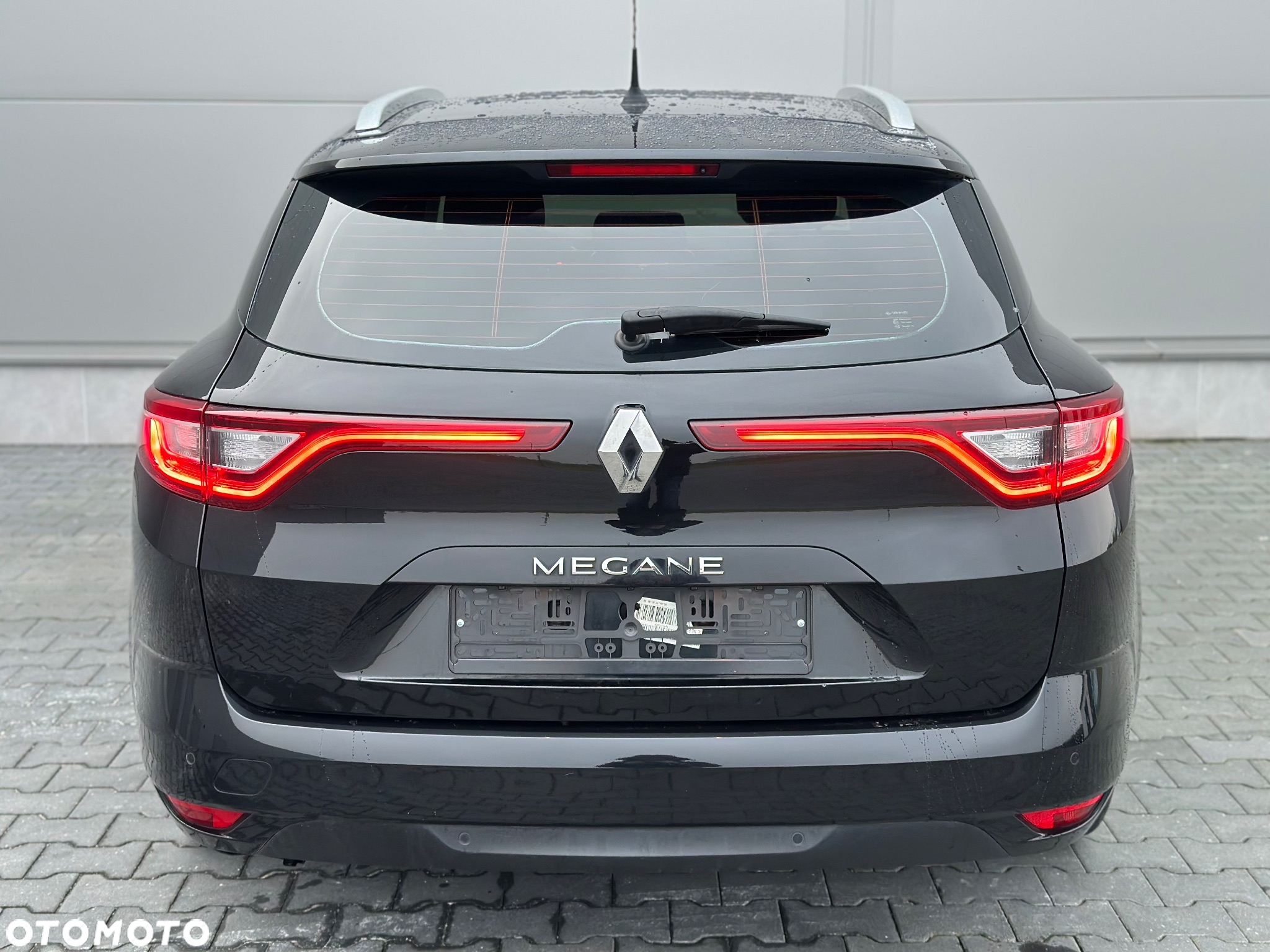 Renault Megane Grandtour ENERGY TCe 130 BUSINESS - 10