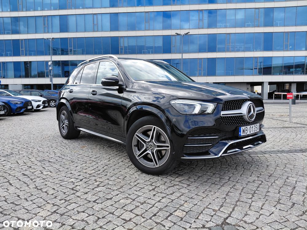 Mercedes-Benz GLE 300 d 4Matic 9G-TRONIC AMG Line - 2