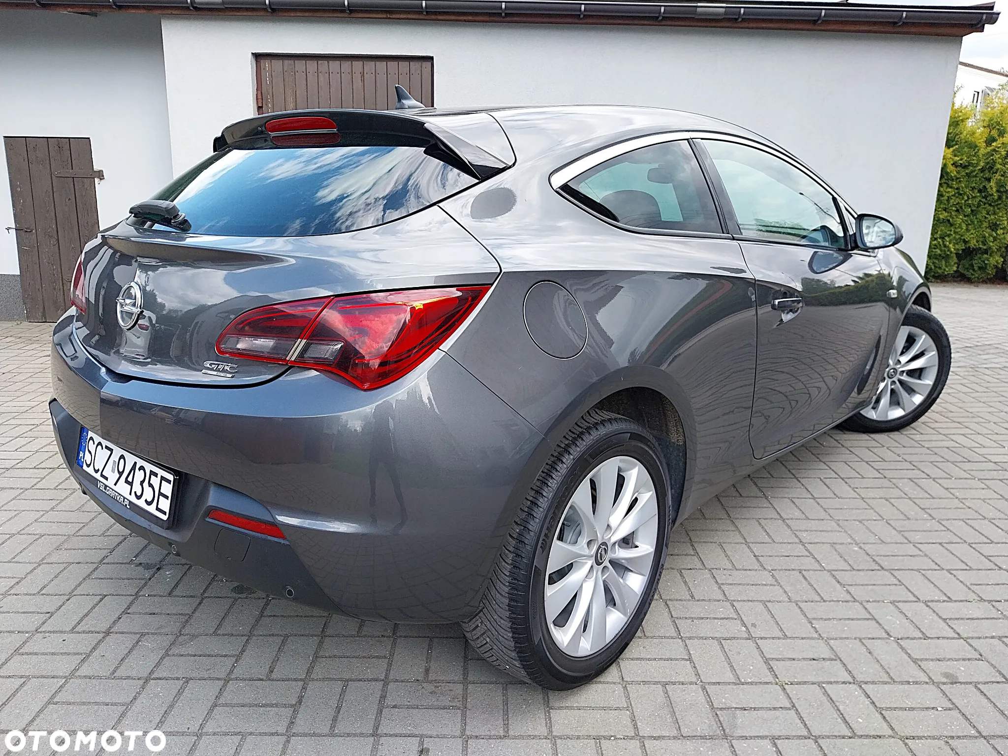 Opel Astra GTC 1.4 Turbo - 34