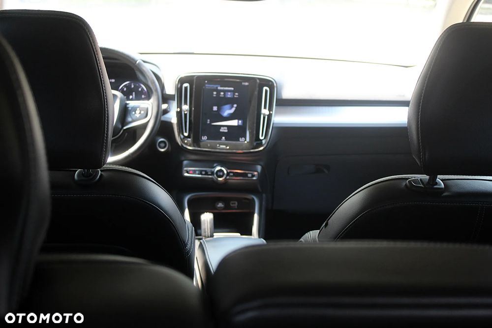 Volvo XC 40 D3 Momentum - 13