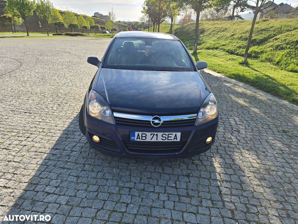 Opel Astra 1.6i Sport - 2