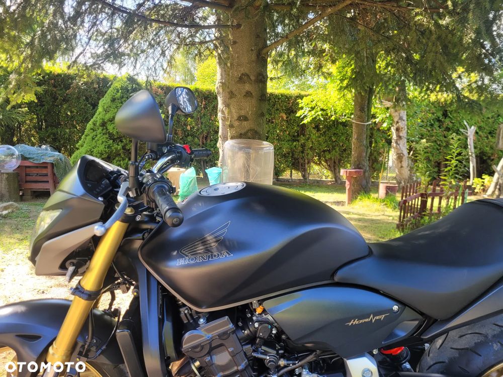 Honda Hornet - 25