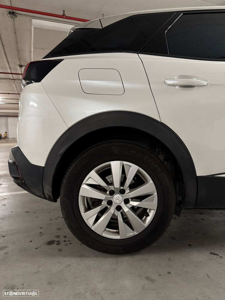 Peugeot 3008 1.5 BlueHDi GT - 18