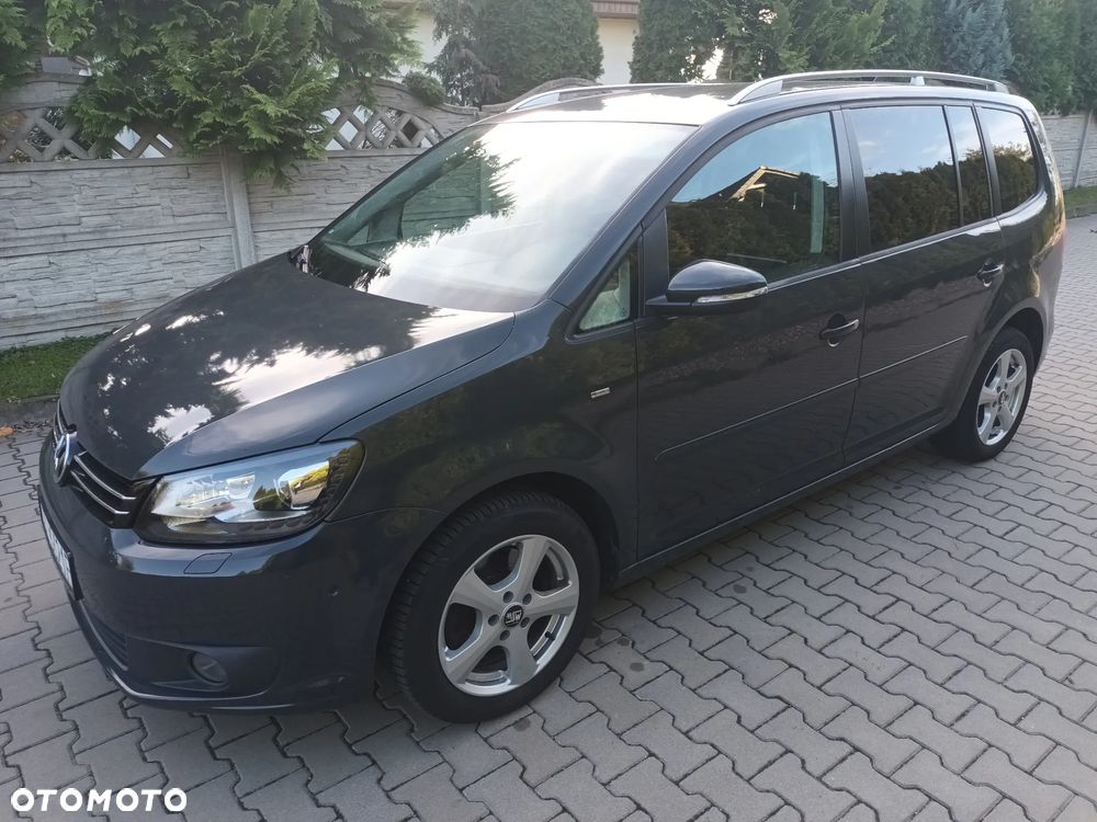 Volkswagen Touran - 1