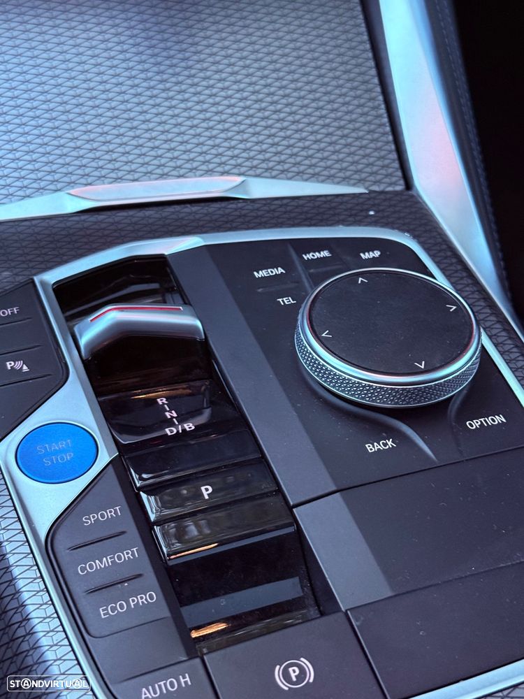 BMW i4 - 26