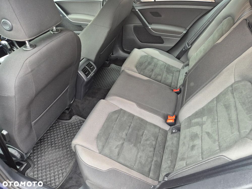 Volkswagen Golf 1.5 TSI ACT (BlueMotion Technology) DSG Highline - 27