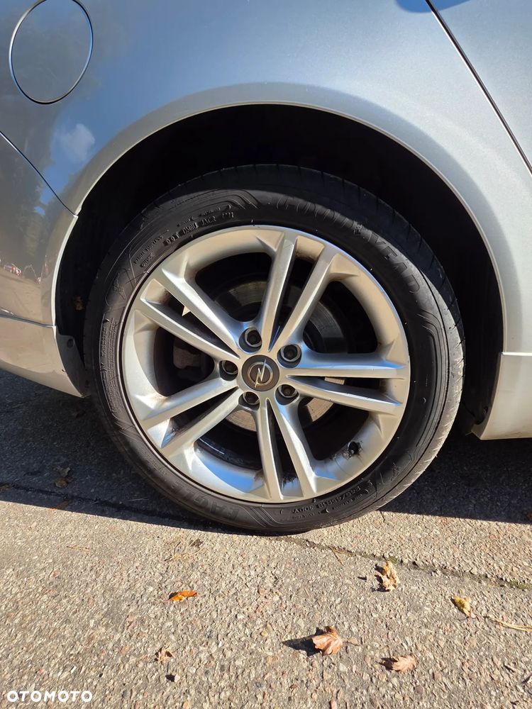 Opel Insignia - 13