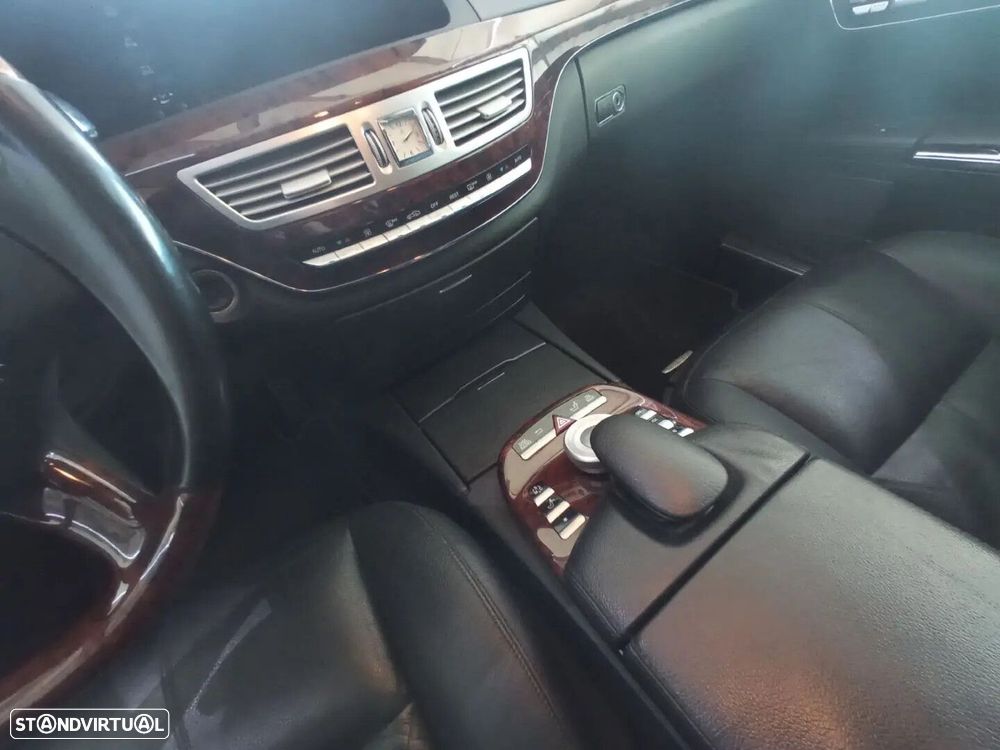 Mercedes-Benz S 320 - 54