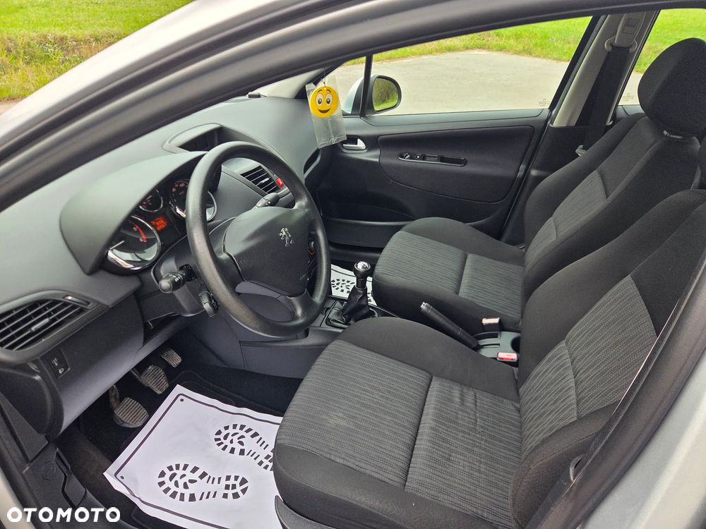 Peugeot 207 1.6 HDi - 13