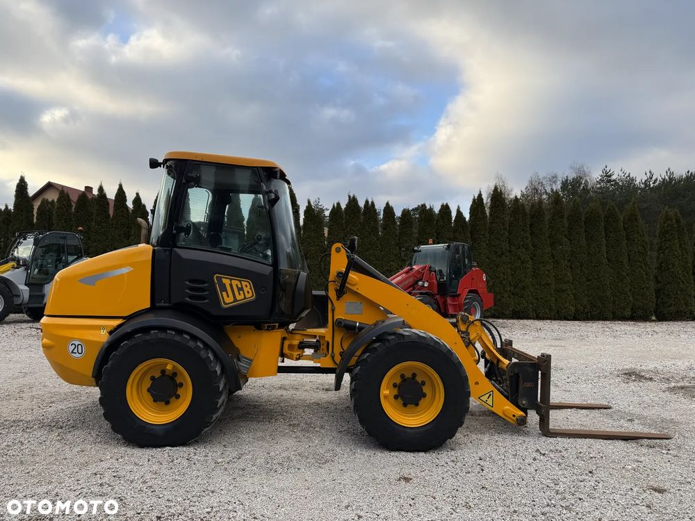 JCB 409 / JEDYNIE 2219 MTH!!! / SILNIK DEUTZ / PIĘKNIE UTRZYMANA / ORYGINAŁ / ZADBANA / SPROWADZONA Z NIEMIEC / BEZ DPF ADBLUE / SILNA / 407 408 406 60 70 M 506 509 - 2