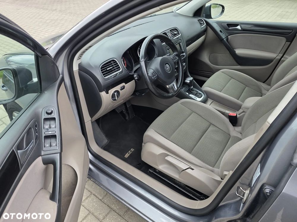 Volkswagen Golf 1.4 TSI Comfortline DSG - 10