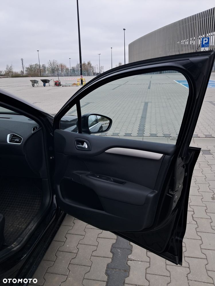 Citroën C4 HDi 110 Attraction - 18