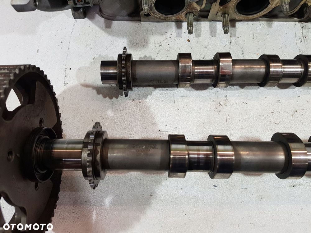głowica cylindrów wałki lewa 9x2q-6c064-ca citroen c5 iii x7 3.0 hdi dt20c - 9