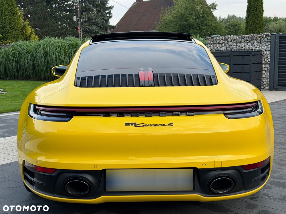 Porsche 911 Carrera S - 12