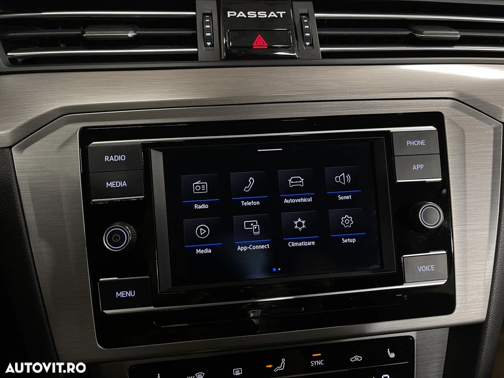 Volkswagen Passat 2.0 TDI Advance - 18