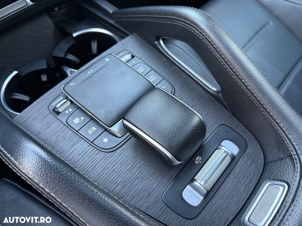Mercedes-Benz GLE 300 d 4MATIC - 28