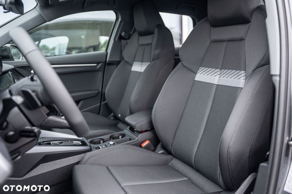 Audi A3 Sportback - 12
