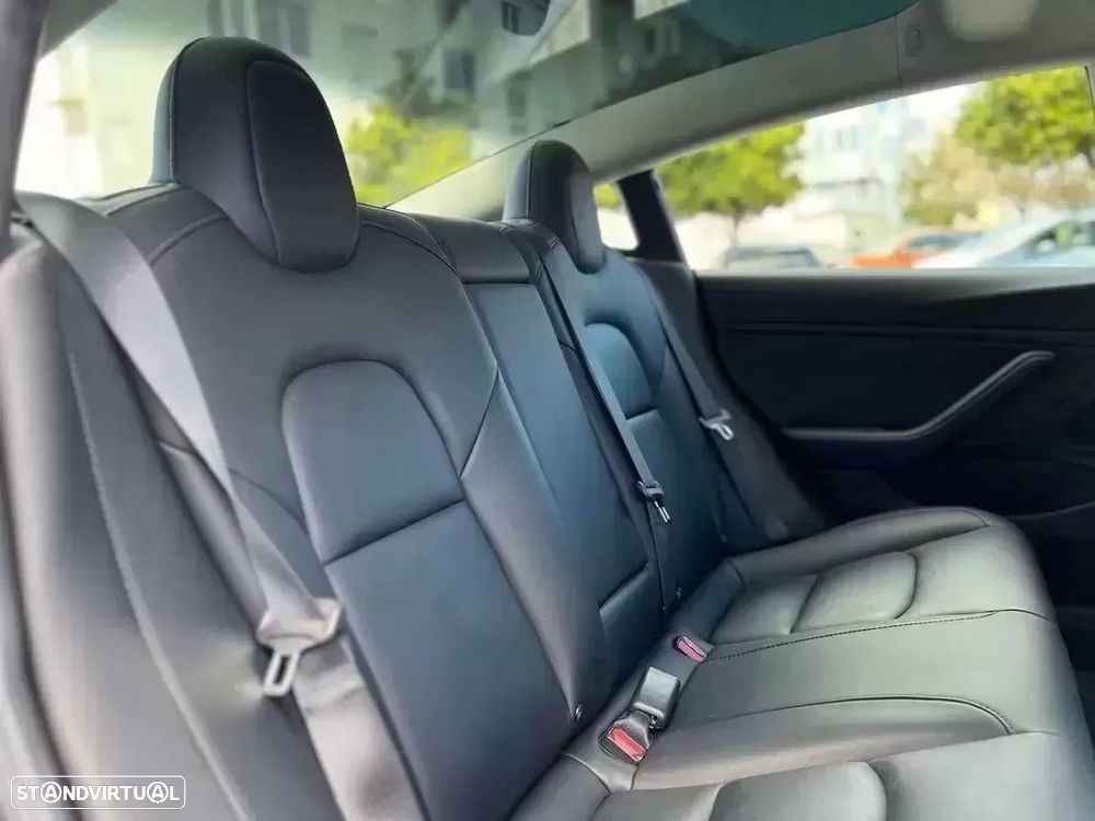 Tesla Model 3 - 15