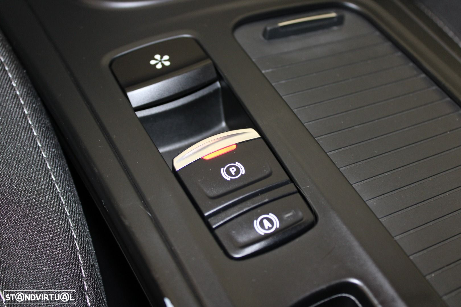 Renault Mégane Sport Tourer 1.6 E-Tech Plug-In Zen - 25