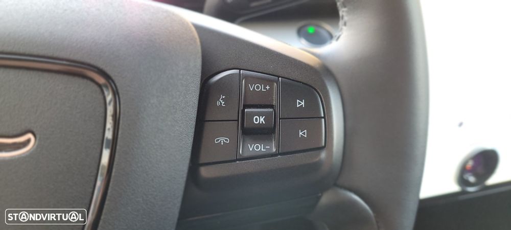 Ford Mustang Mach-E Alargada - 22