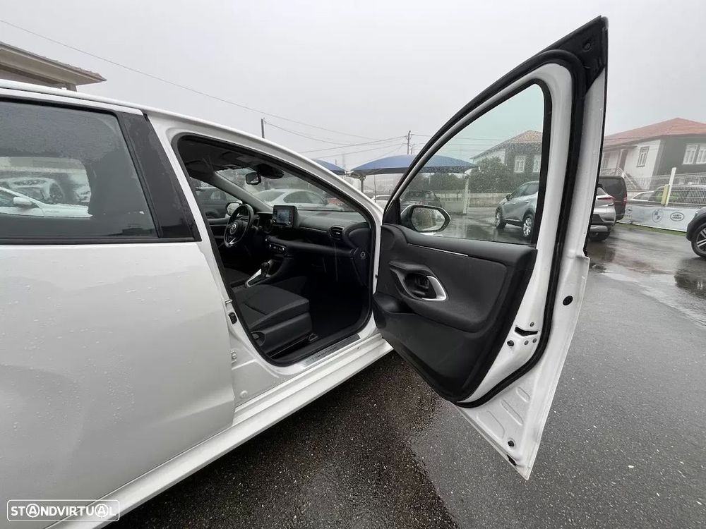Toyota Yaris 1.5 HDF Comfort Plus - 30