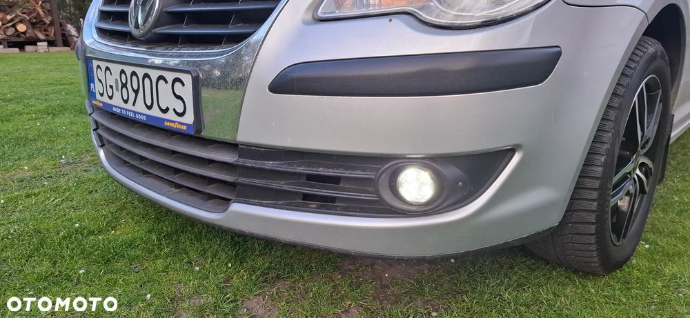 Volkswagen Touran 1.9 TDI DPF Conceptline - 8