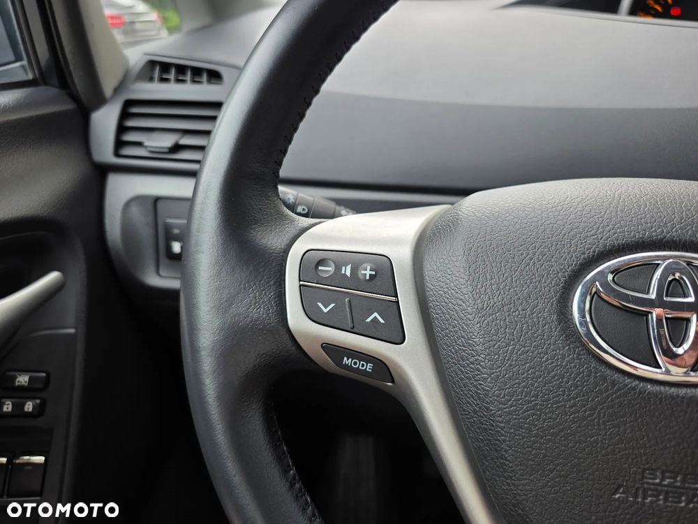 Toyota Verso 1.8 5-Sitzer Executive - 28